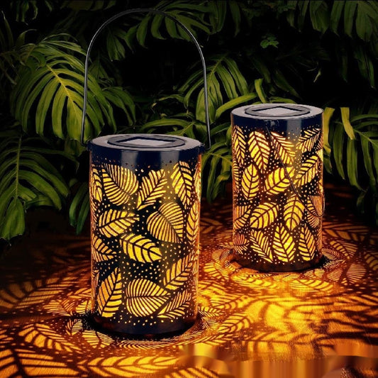 Cross-border Retro Solar Lantern Iron Hollow Storm Lantern Courtyard Decoration Desk Lamp Garden Projection